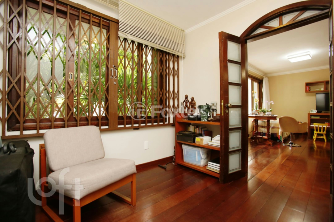 Casa à venda com 5 quartos, 362m² - Foto 4