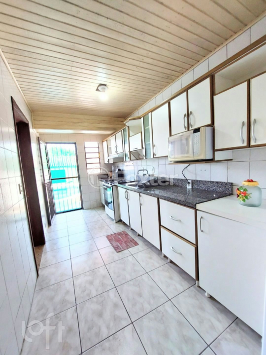 Casa à venda com 3 quartos, 200m² - Foto 13