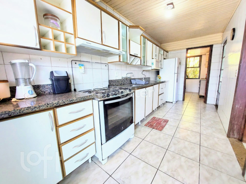 Casa à venda com 3 quartos, 200m² - Foto 11