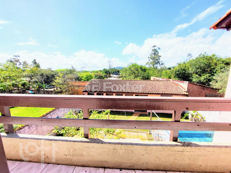 Casa à venda com 3 quartos, 200m² - Foto 24