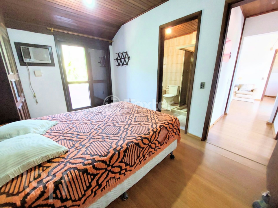 Casa à venda com 3 quartos, 200m² - Foto 30