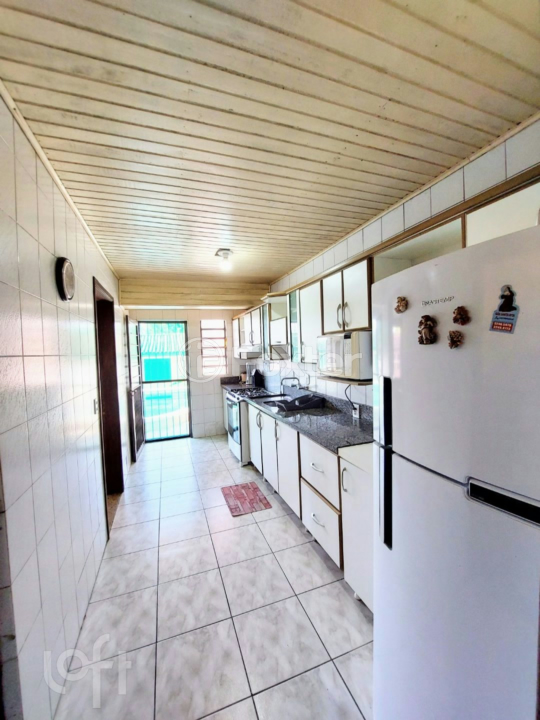 Casa à venda com 3 quartos, 200m² - Foto 14