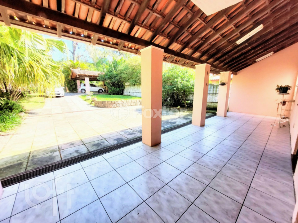 Casa à venda com 3 quartos, 200m² - Foto 53