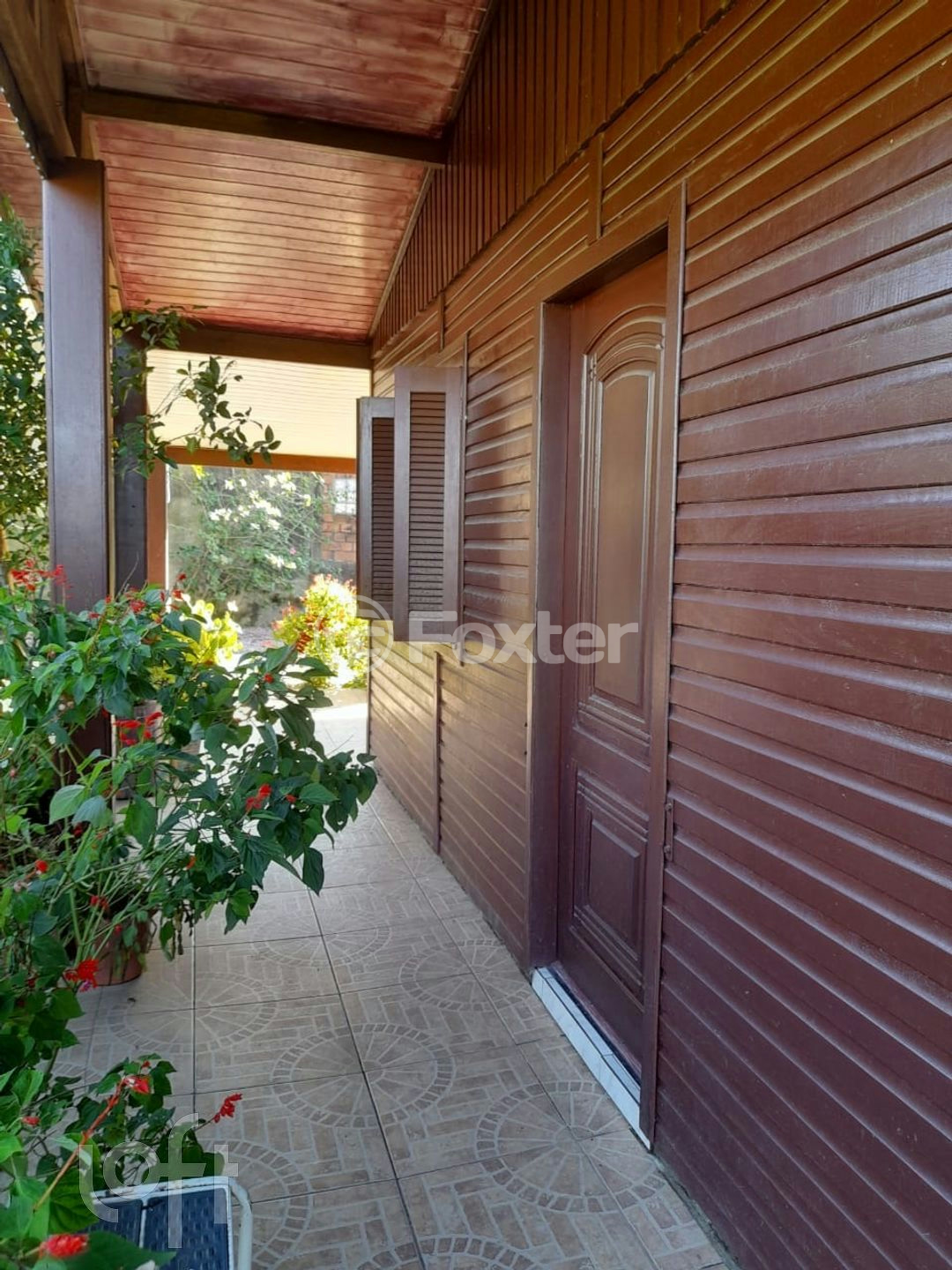 Casa à venda com 3 quartos, 104m² - Foto 4