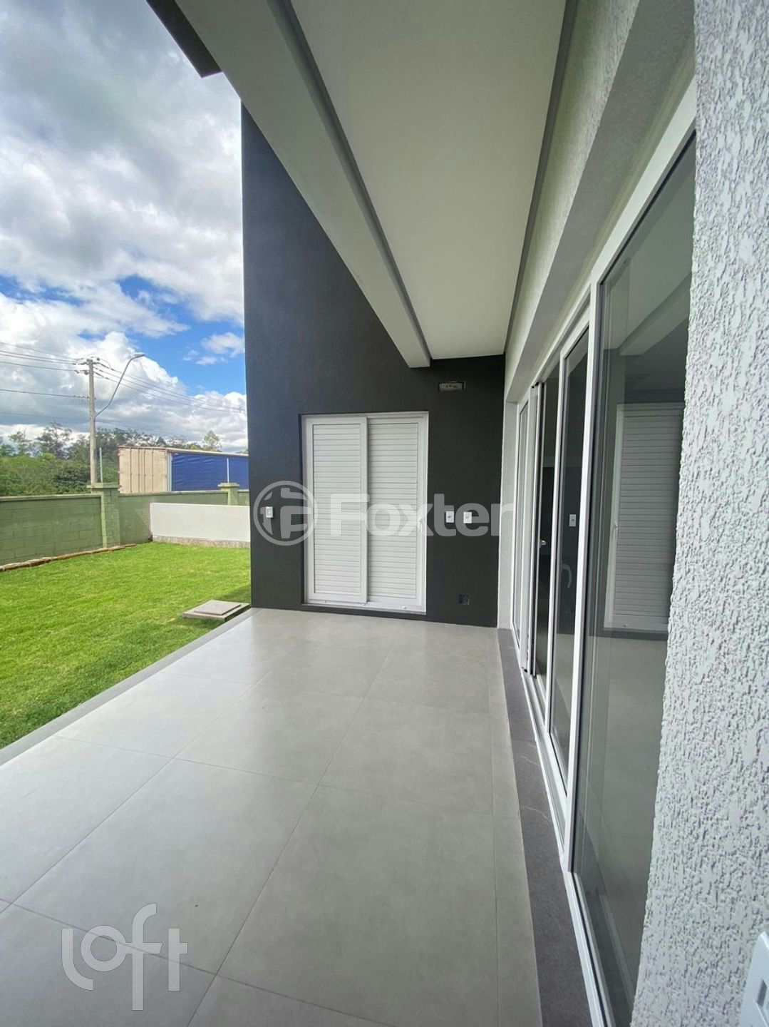 Casa de Condomínio à venda com 3 quartos, 160m² - Foto 3