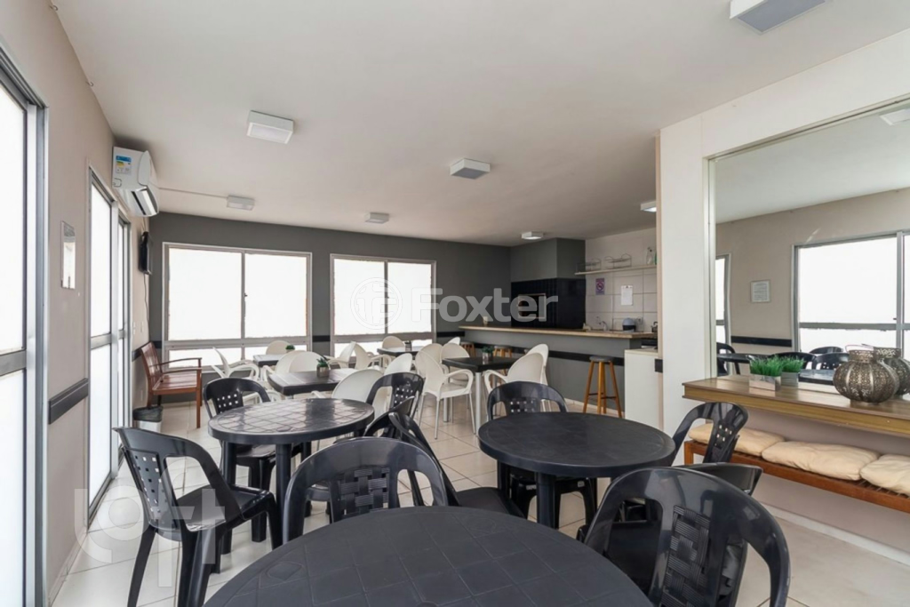 Apartamento à venda com 2 quartos, 49m² - Foto 60