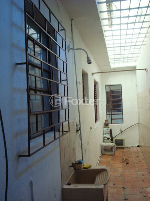 Casa à venda com 4 quartos, 176m² - Foto 9