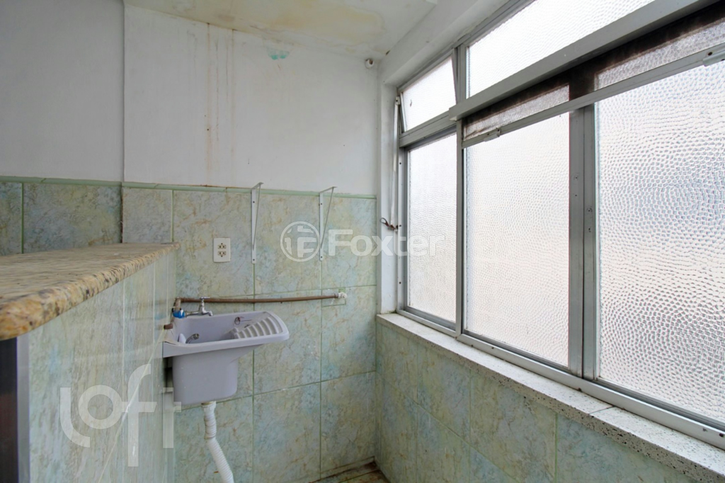 Apartamento à venda com 2 quartos, 60m² - Foto 12