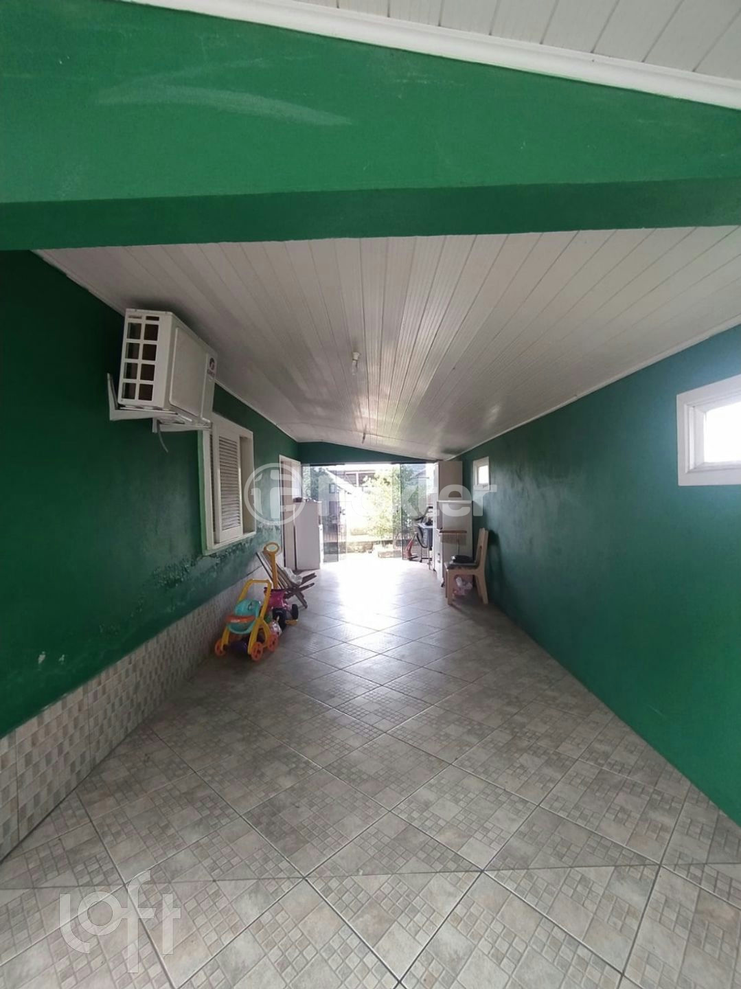 Casa à venda com 2 quartos, 147m² - Foto 3