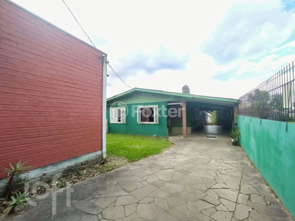 Casa à venda com 2 quartos, 147m² - Foto 1