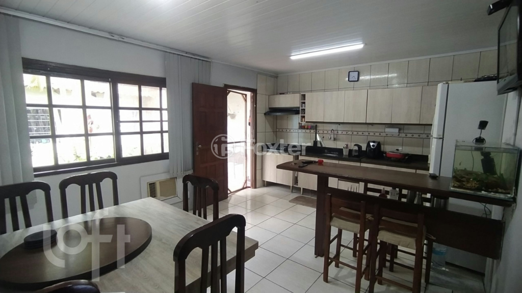 Casa à venda com 3 quartos, 150m² - Foto 3