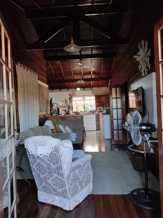 Casa à venda com 2 quartos, 150m² - Foto 3