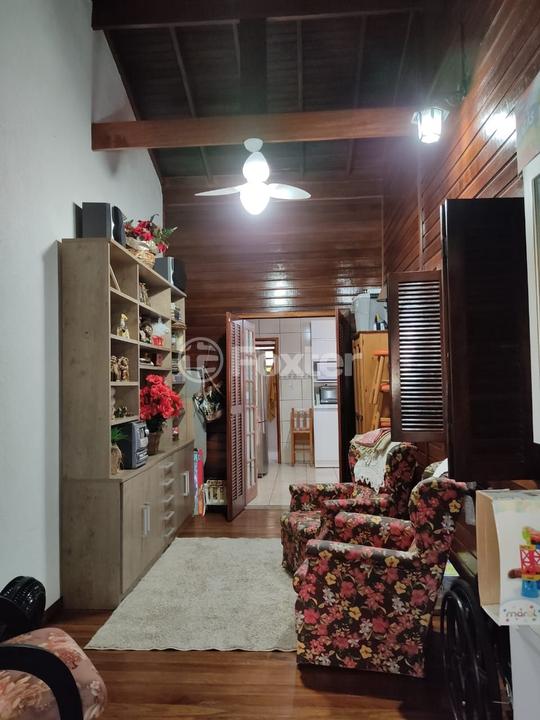 Casa à venda com 2 quartos, 150m² - Foto 4