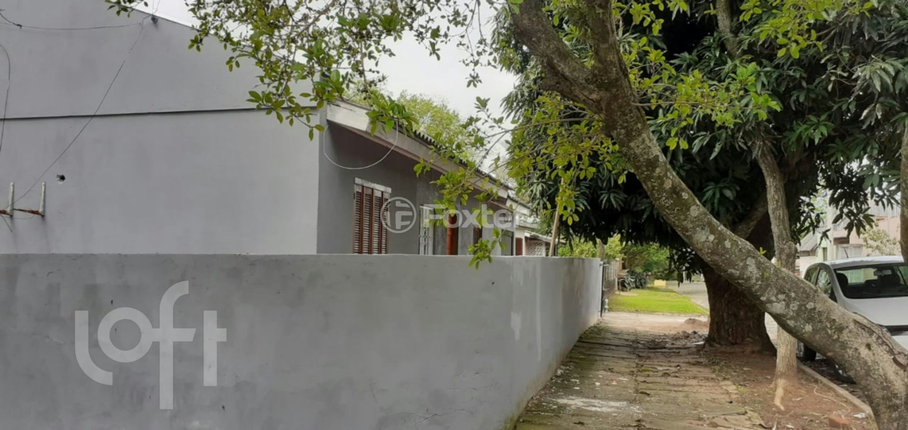Casa à venda com 3 quartos, 120m² - Foto 1