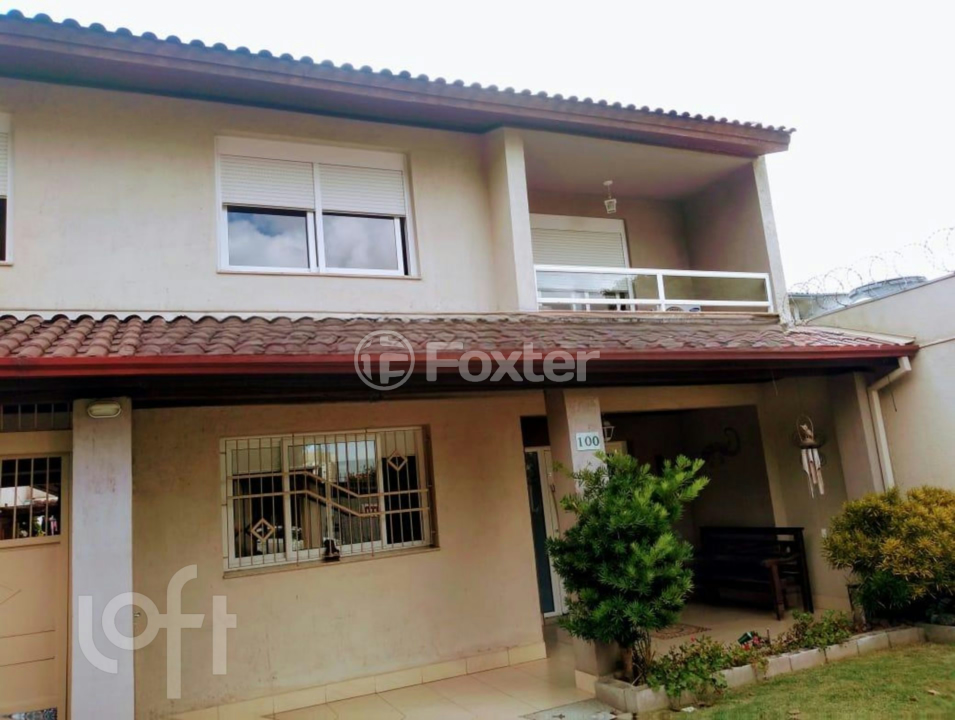Casa à venda com 4 quartos, 400m² - Foto 1