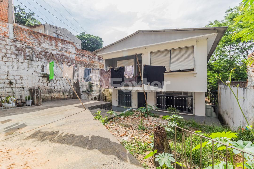 Casa à venda com 4 quartos, 160m² - Foto 2