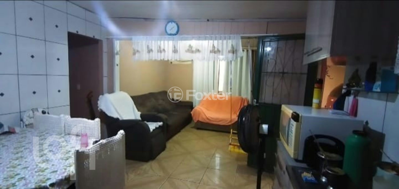 Casa à venda com 3 quartos, 60m² - Foto 2