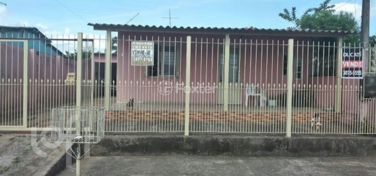 Casa à venda com 3 quartos, 60m² - Foto 1
