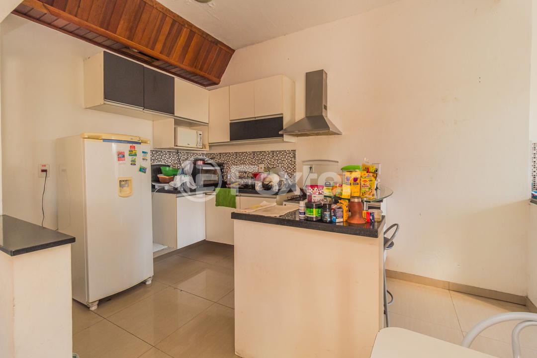 Casa à venda com 3 quartos, 180m² - Foto 8