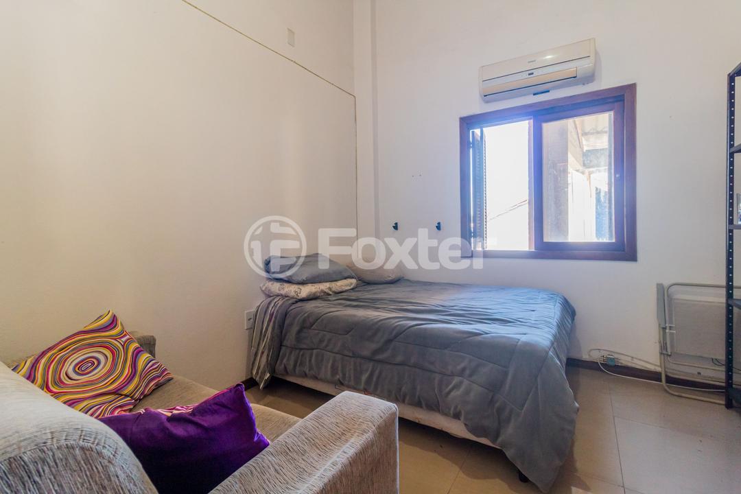 Casa à venda com 3 quartos, 180m² - Foto 17