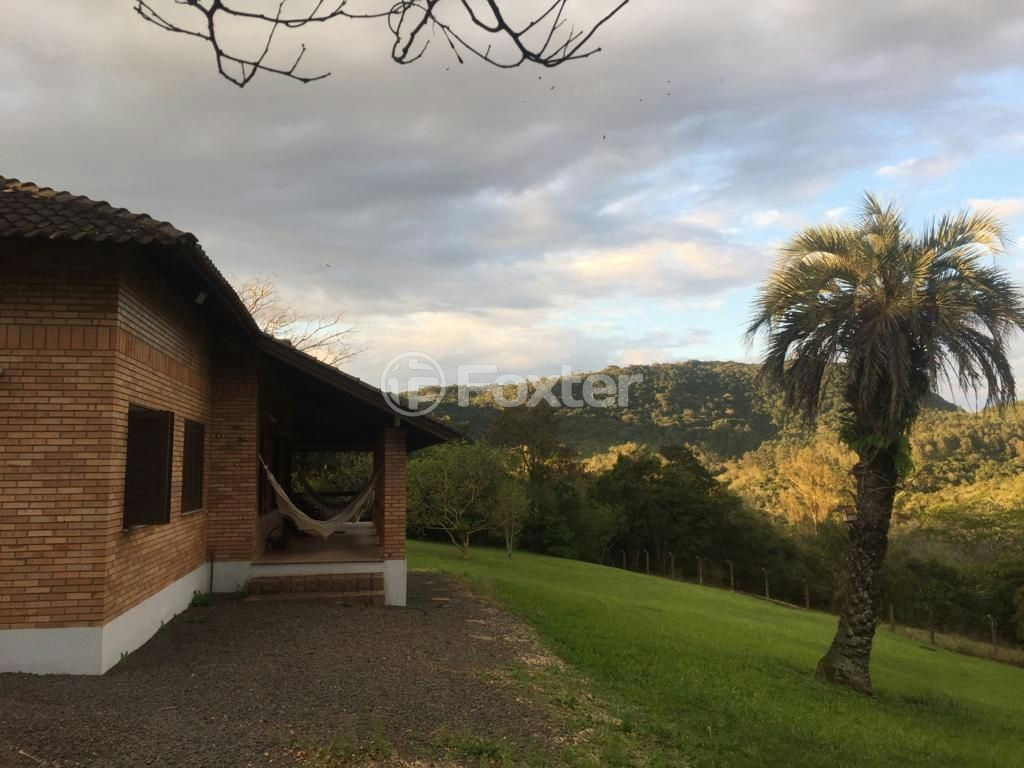Sítio à venda com 3 quartos, 30000m² - Foto 22
