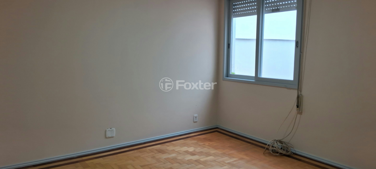 Casa à venda com 3 quartos, 259m² - Foto 3