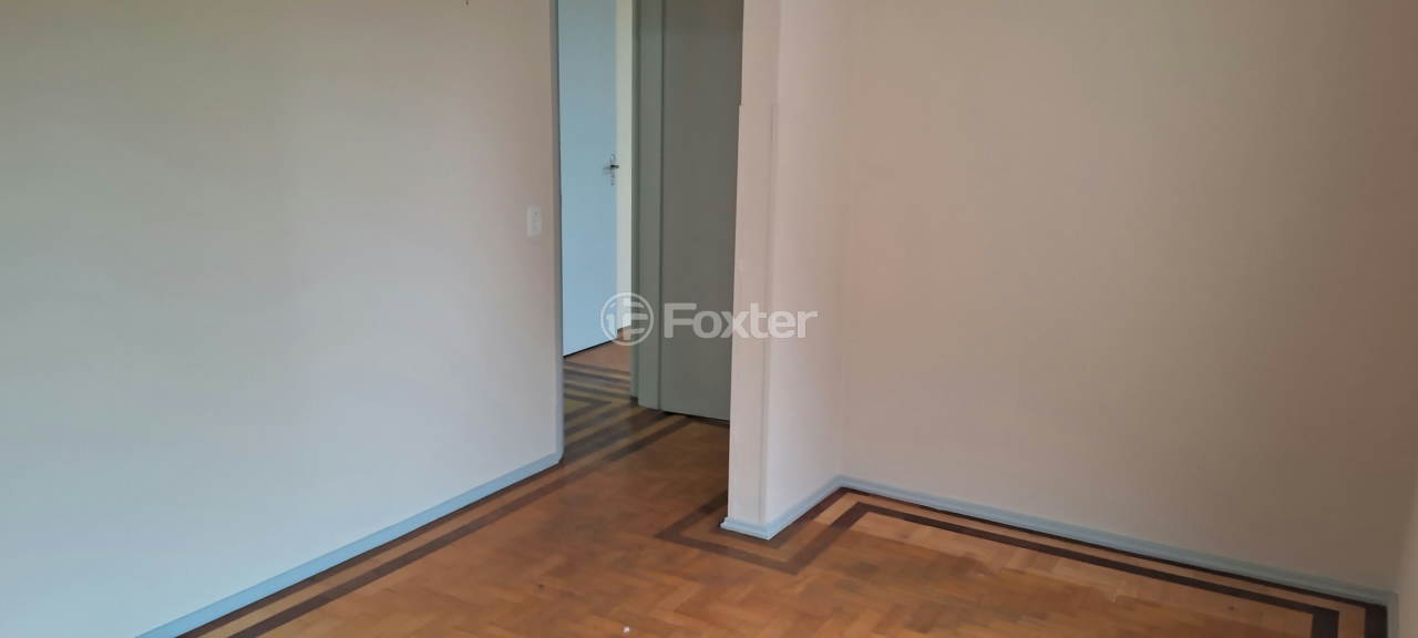 Casa à venda com 3 quartos, 259m² - Foto 7