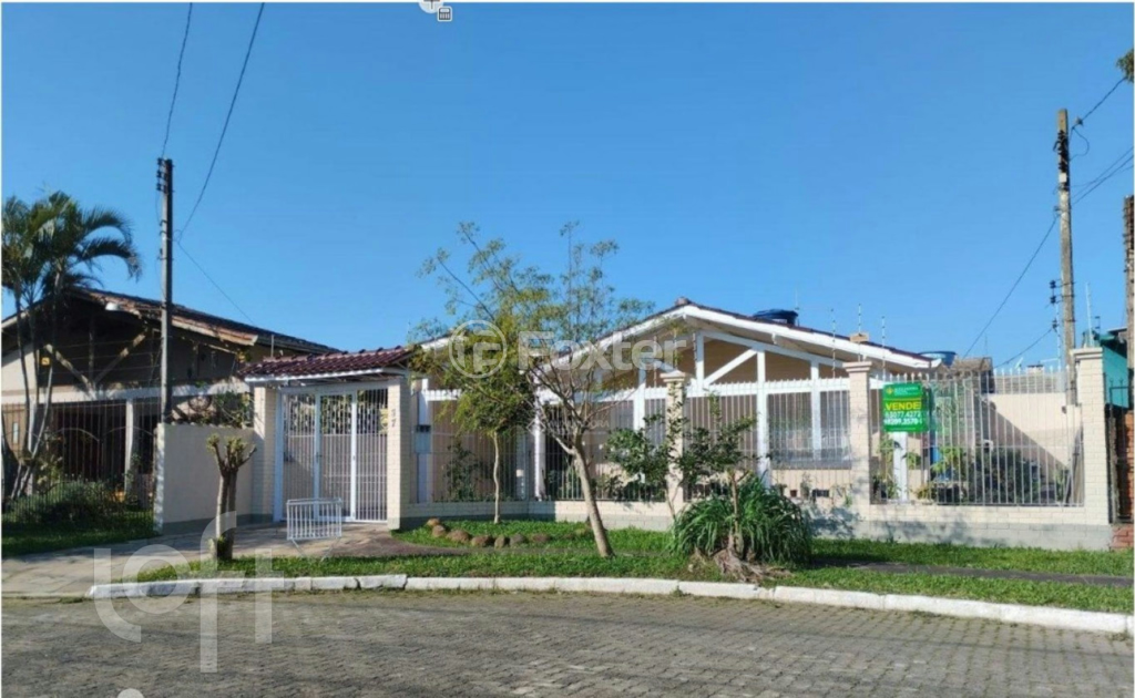 Casa à venda com 4 quartos, 145m² - Foto 2