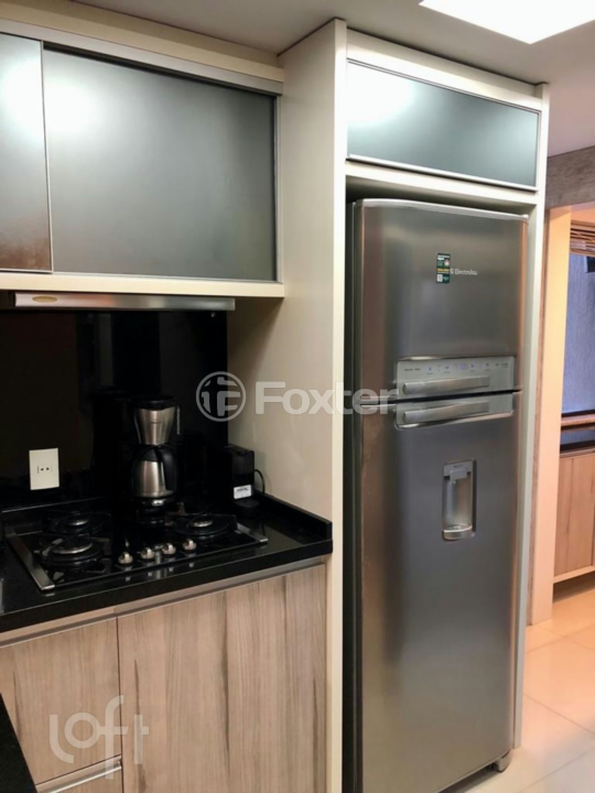 Apartamento à venda com 2 quartos, 78m² - Foto 15