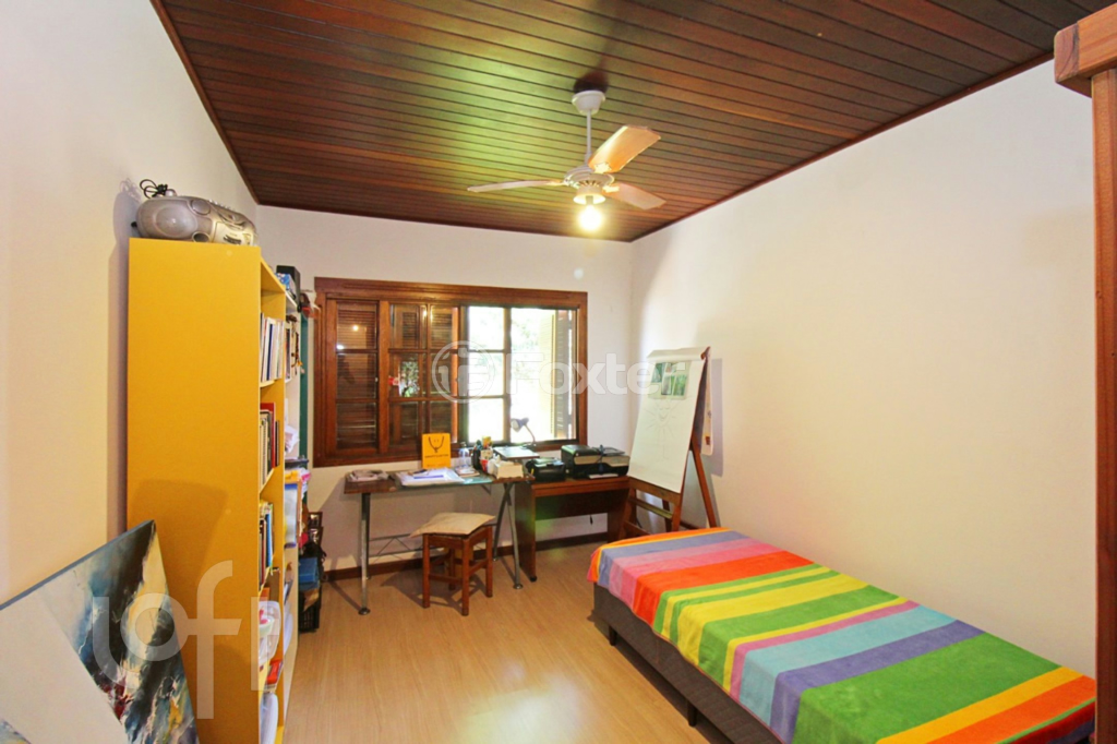 Casa de Condomínio à venda com 3 quartos, 217m² - Foto 28