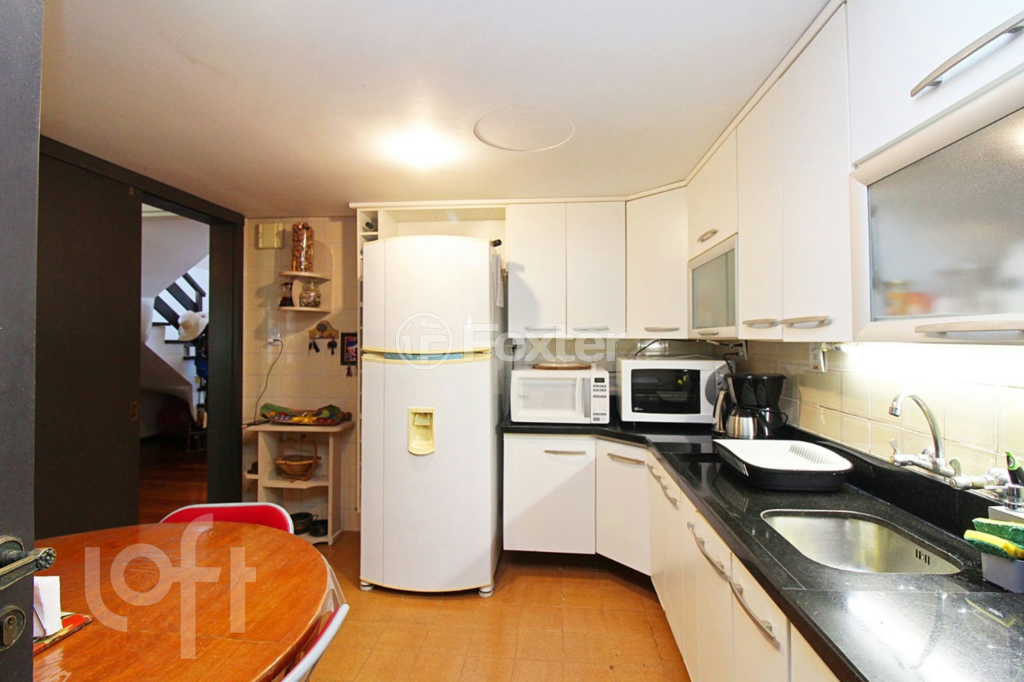 Casa de Condomínio à venda com 3 quartos, 217m² - Foto 5