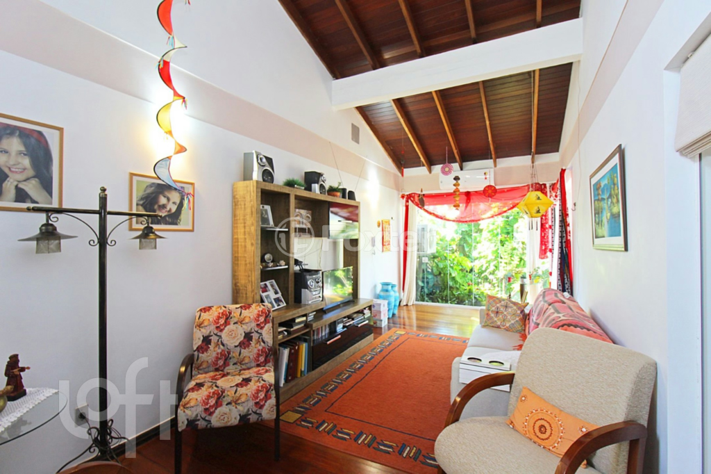 Casa de Condomínio à venda com 3 quartos, 217m² - Foto 42