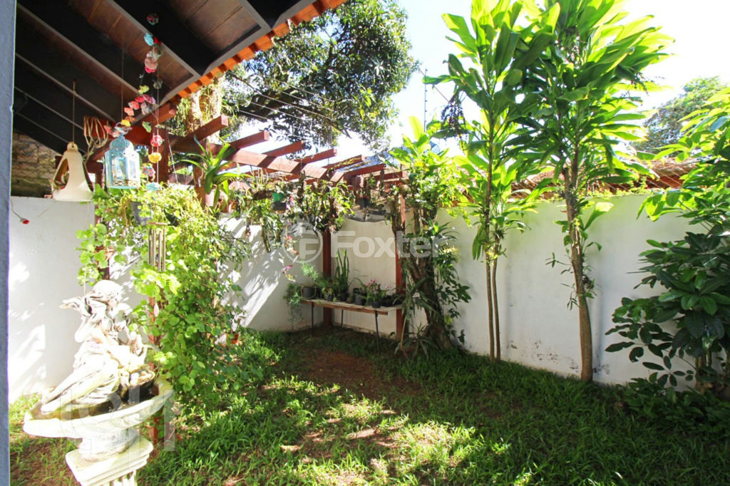 Casa de Condomínio à venda com 3 quartos, 217m² - Foto 13