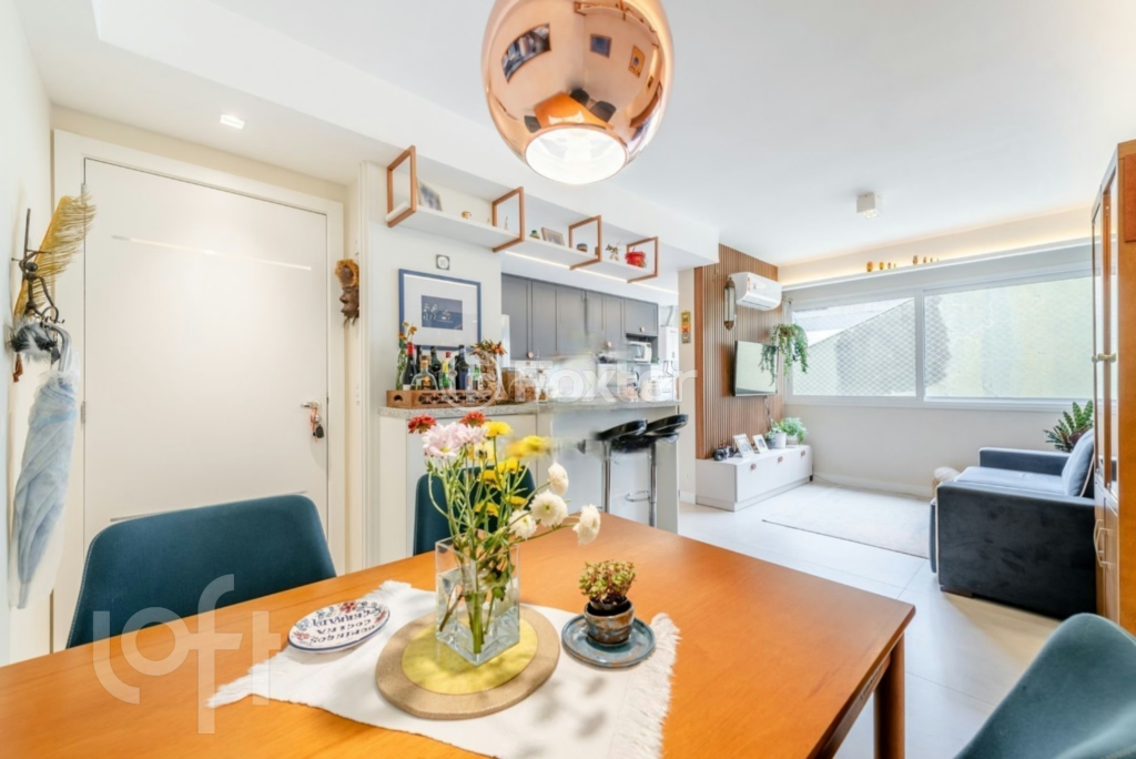 Apartamento à venda com 2 quartos, 65m² - Foto 2