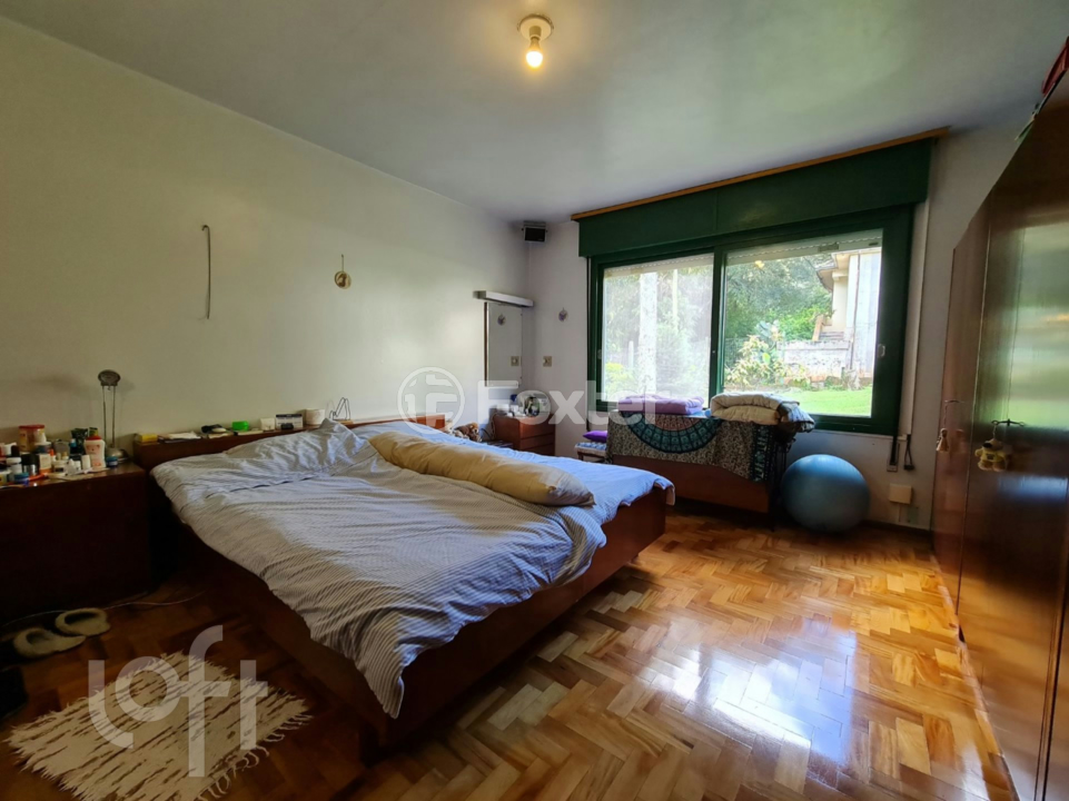 Casa à venda com 6 quartos, 329m² - Foto 11