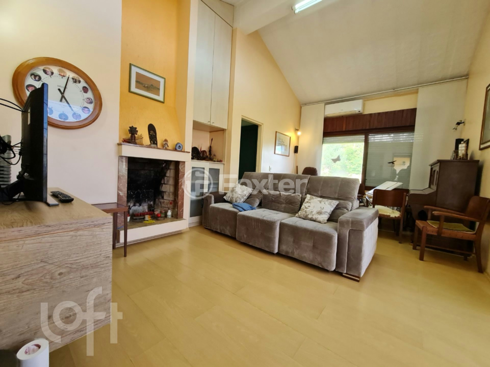 Casa à venda com 6 quartos, 329m² - Foto 8