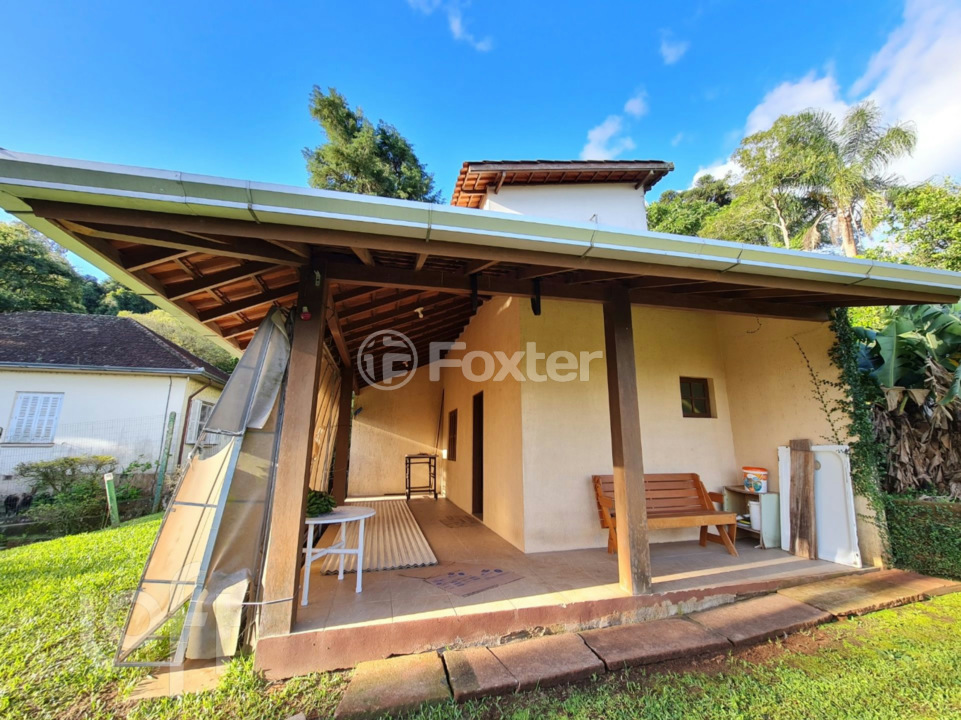 Casa à venda com 6 quartos, 329m² - Foto 19
