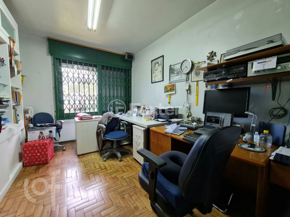 Casa à venda com 6 quartos, 329m² - Foto 15