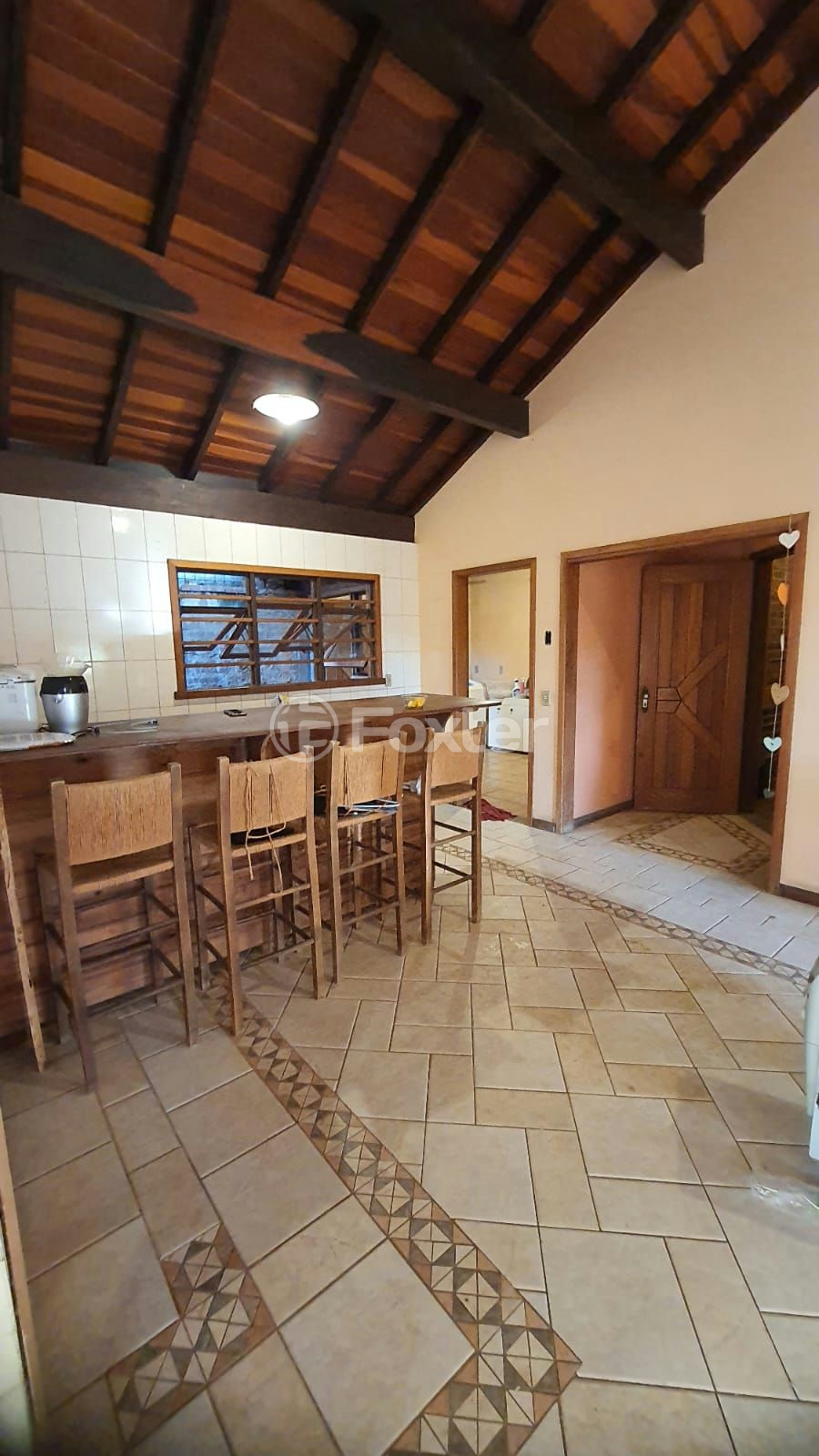 Casa à venda com 2 quartos, 110m² - Foto 1
