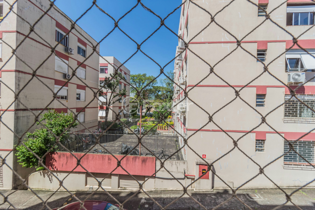 Apartamento à venda com 3 quartos, 77m² - Foto 9