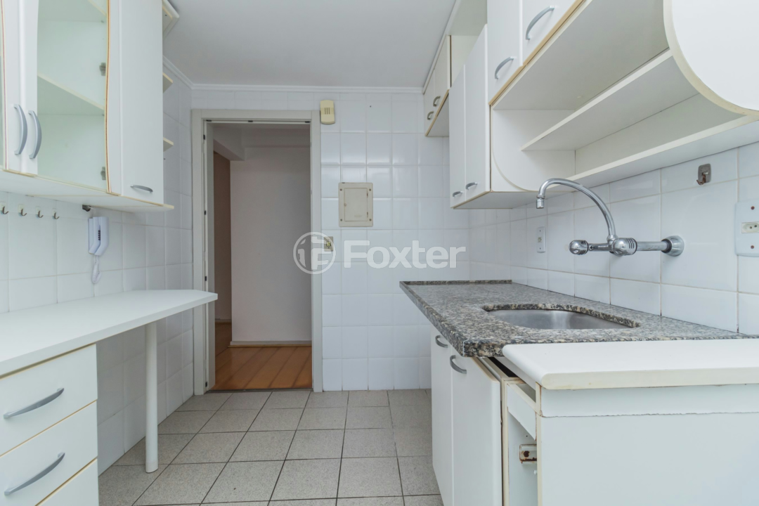 Apartamento à venda com 3 quartos, 77m² - Foto 17