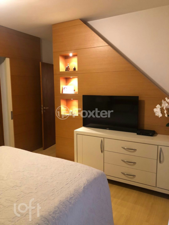Apartamento à venda com 3 quartos, 150m² - Foto 8