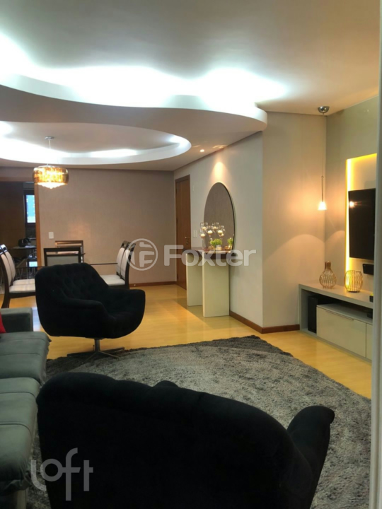 Apartamento à venda com 3 quartos, 150m² - Foto 1