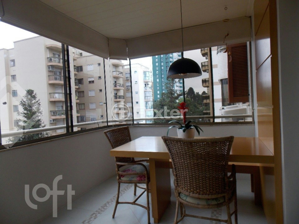 Apartamento à venda com 3 quartos, 150m² - Foto 23