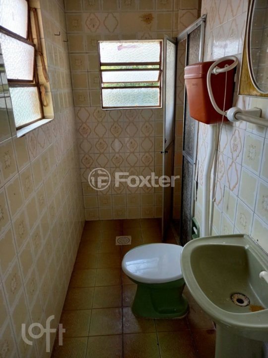Casa à venda com 3 quartos, 252m² - Foto 4