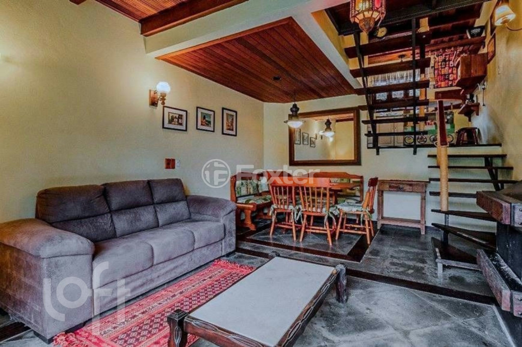 Casa de Condomínio à venda com 2 quartos, 75m² - Foto 2