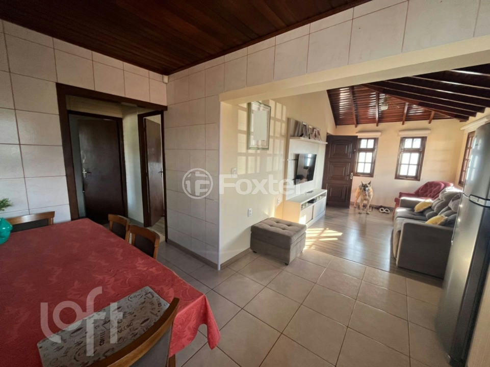 Casa à venda com 4 quartos, 193m² - Foto 1
