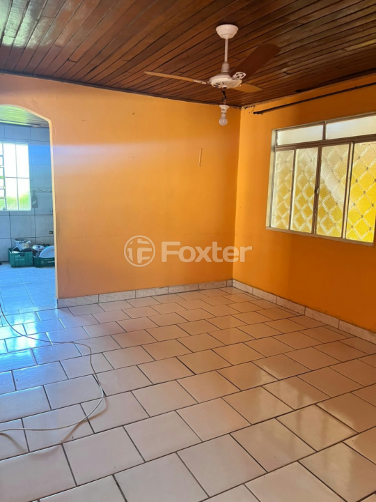 Casa à venda com 5 quartos, 90m² - Foto 3