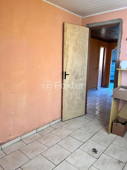 Casa à venda com 5 quartos, 90m² - Foto 10