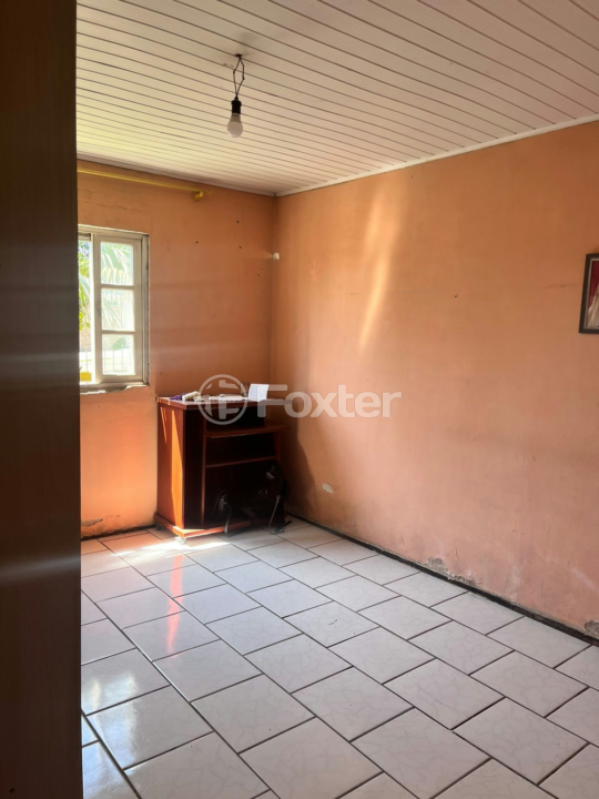 Casa à venda com 5 quartos, 90m² - Foto 11